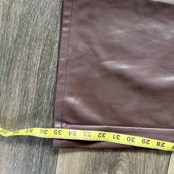 ASOS DESIGN Tall stretch faux leather flare pants - Picture 10 of 10